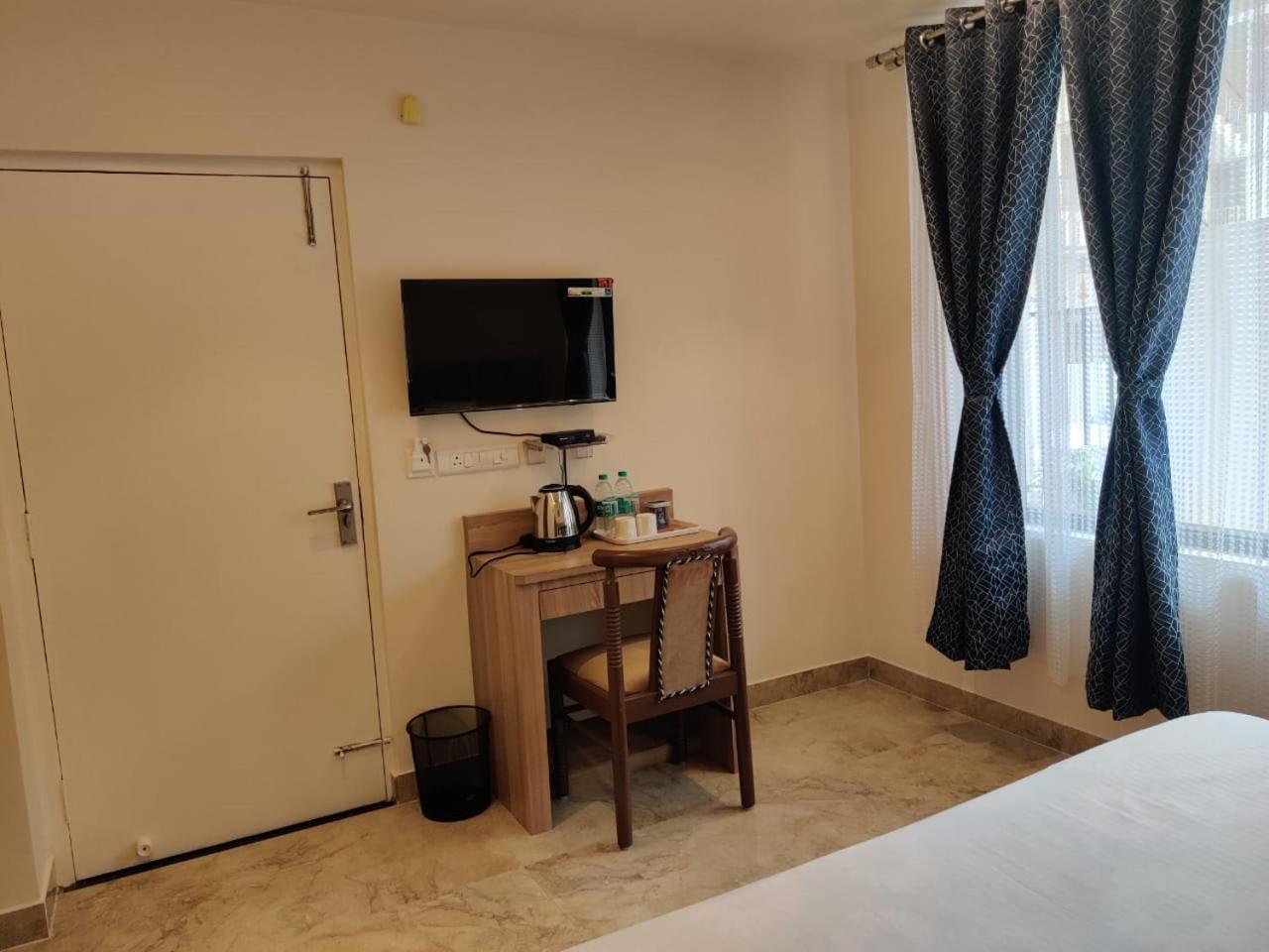 Tirtha Guest house